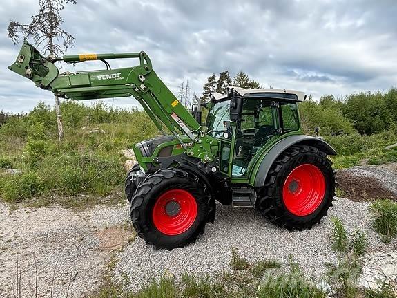 Fendt 211 Vario الجرارات