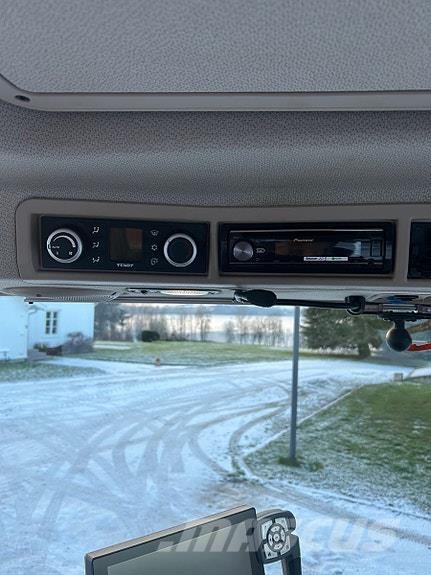 Fendt 516 VARIO الجرارات