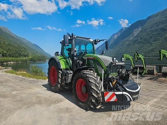 Fendt 724 الجرارات