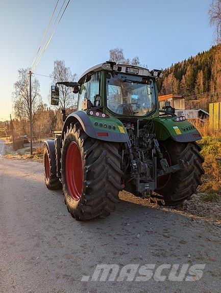 Fendt 724 profi+ الجرارات