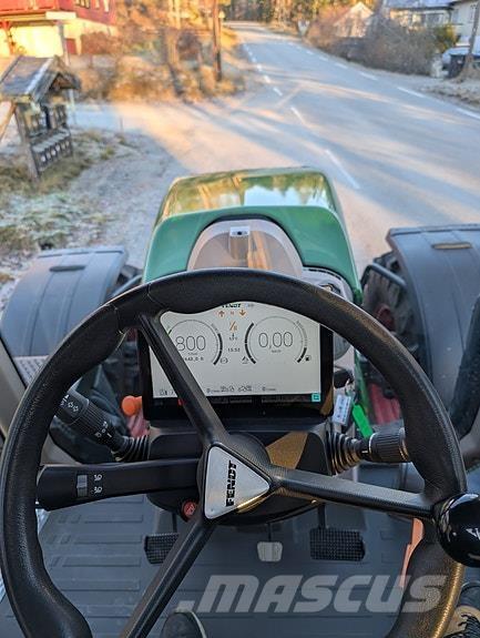 Fendt 724 profi+ الجرارات