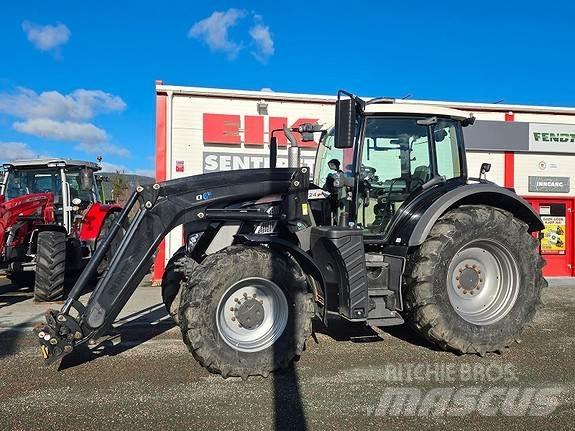 Fendt 724 S4 Profi الجرارات