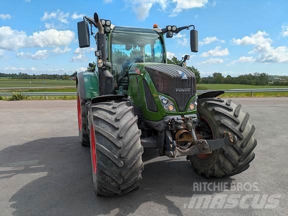 Fendt 724 S4 Vario الجرارات