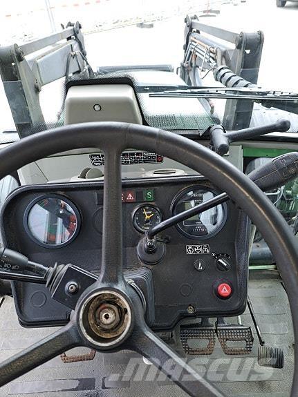 Fendt 828 Vario الجرارات