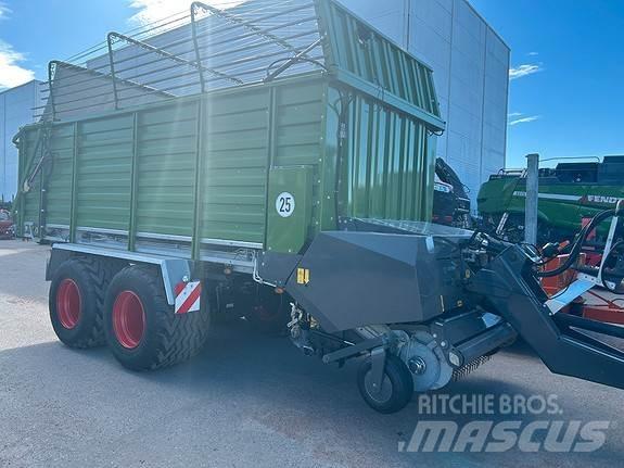Fendt TIGO MR 40 معدات أخرى لحصاد العلف