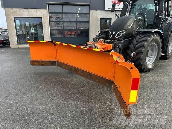 FMG UA245/435 حراثات ونصول الجليد