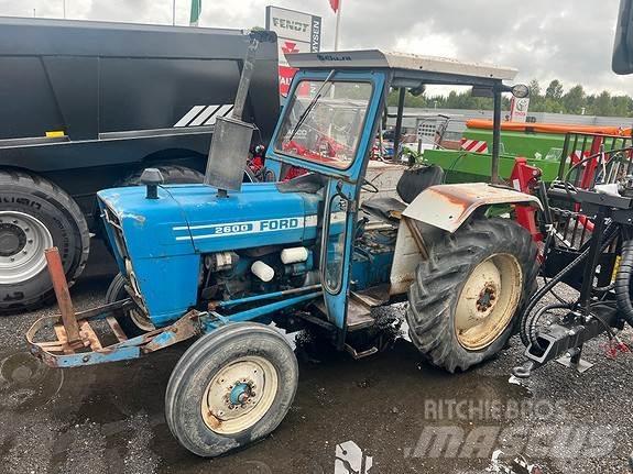 Ford 2600 الجرارات