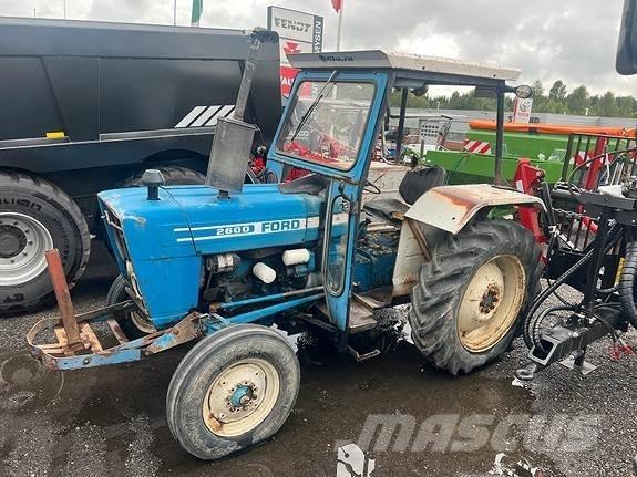 Ford 2600 الجرارات