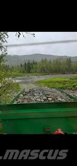 Foss-Eik  مقطورات للأغراض العامة