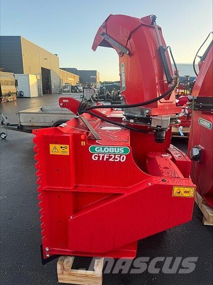 Globus 250 قاذفات الجليد