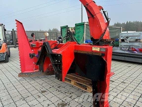 Globus GSF-255 قاذفات الجليد