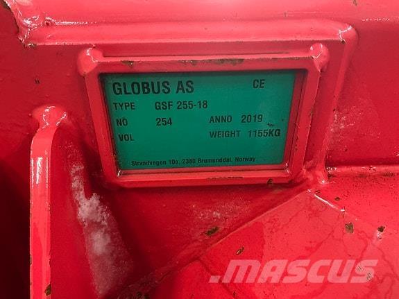 Globus GSF 255 قاذفات الجليد