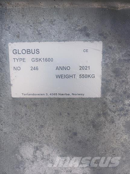 Globus GSK 1600 معدات نشر الرمال والملح