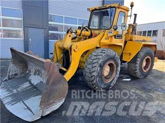 Hanomag 44D med HK. لوادر بعجل