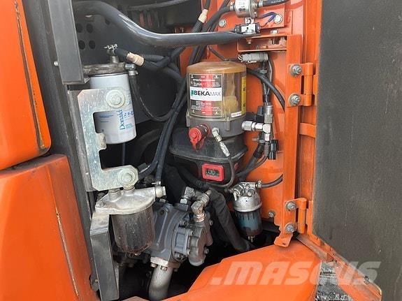 Hitachi ZX85US حفارات صغيرة أقل من 7 طن (حفارات صغيرة)