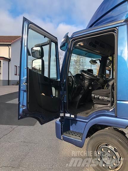 Iveco 120ELG شاحنات ذات هيكل صندوقي