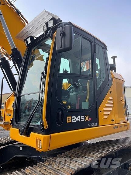 JCB 245XRL SV حفارات زحافة