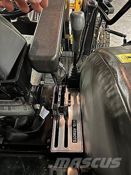 JCB 360 الجرارات