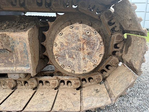 JCB JZ140LCD حفارات زحافة