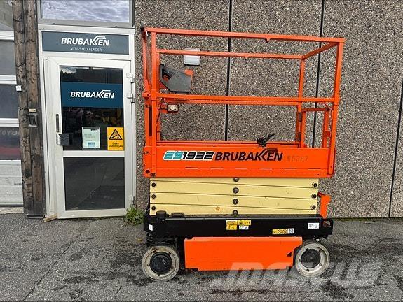 JLG 1932 ES 65387 رافعات ومنصات أخرى