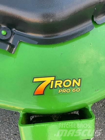 John Deere 1550 ماكينات أخرى لتجهيز الأراضي