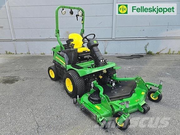 John Deere 1580 ماكينات أخرى لتجهيز الأراضي