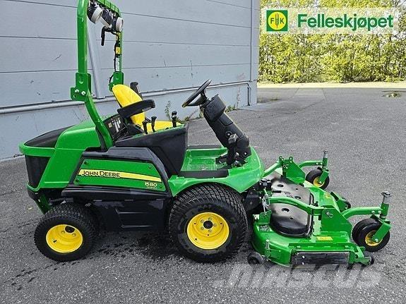 John Deere 1580 ماكينات أخرى لتجهيز الأراضي