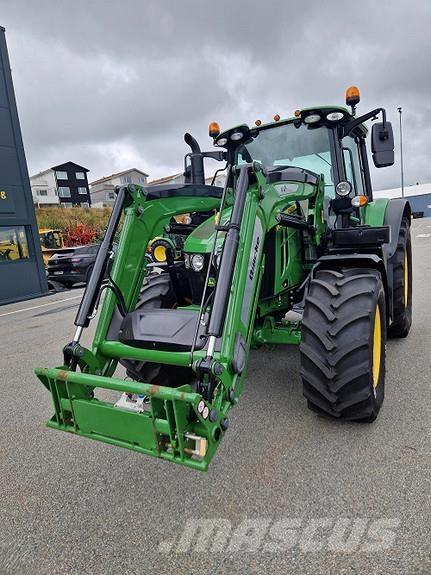 John Deere 2021 الجرارات