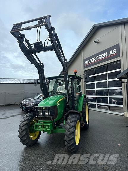 John Deere 5080 M الجرارات