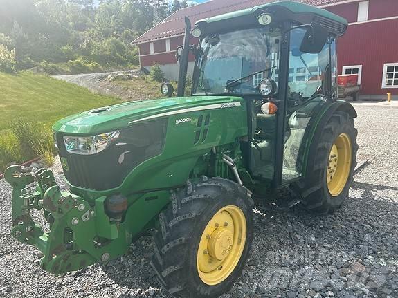 John Deere 5100GF الجرارات