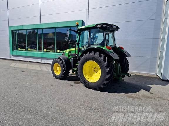 John Deere 5125R الجرارات