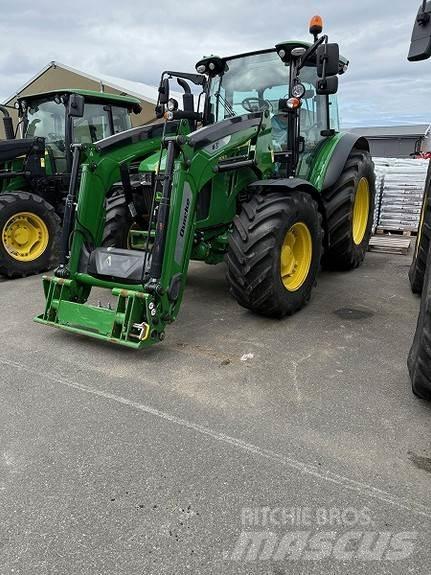 John Deere 5125R الجرارات
