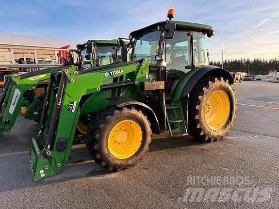 John Deere 6110MC الجرارات