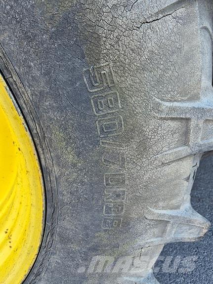 John Deere 6125R الجرارات