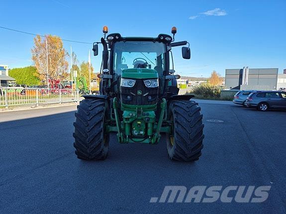 John Deere 6125R الجرارات