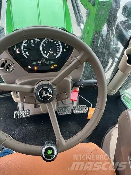 John Deere 6130R الجرارات
