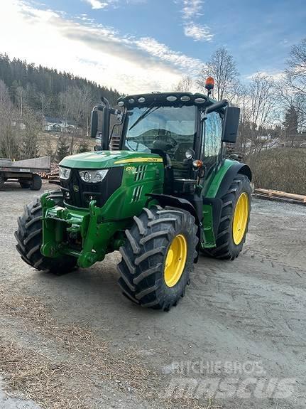 John Deere 6130R الجرارات