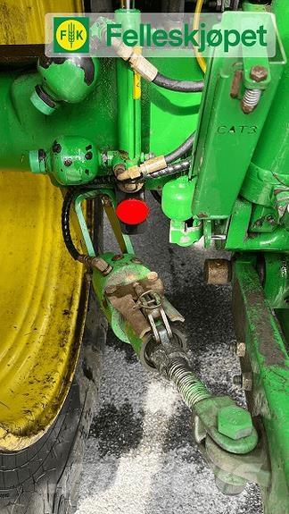 John Deere 6150R الجرارات