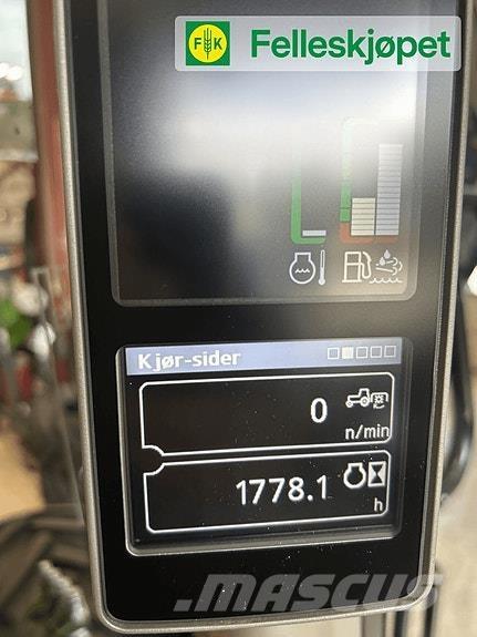 John Deere 6155M الجرارات