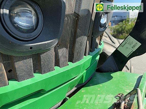 John Deere 6155R الجرارات