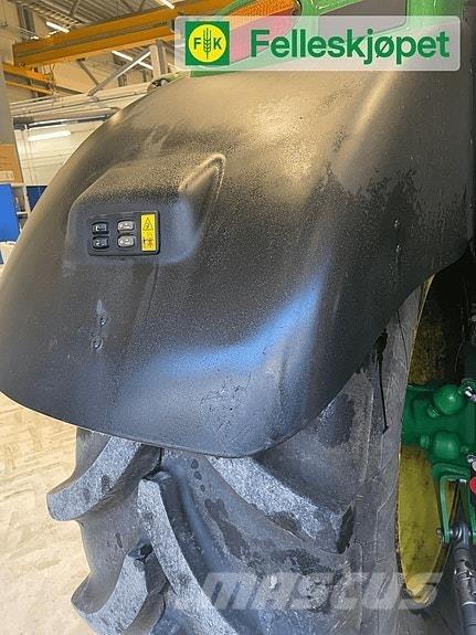 John Deere 6155R الجرارات