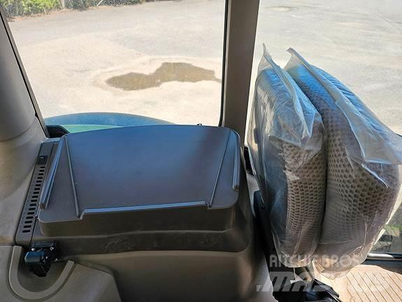 John Deere 6195R الجرارات