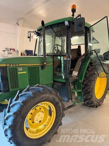 John Deere 6200 SE الجرارات