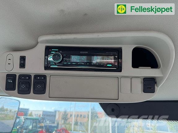 John Deere 6250R الجرارات