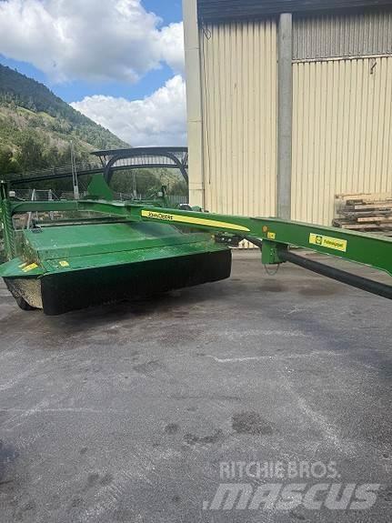 John Deere 630 معدات أخرى لحصاد العلف