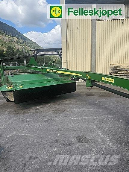John Deere 630 معدات أخرى لحصاد العلف