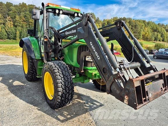 John Deere 6320 الجرارات
