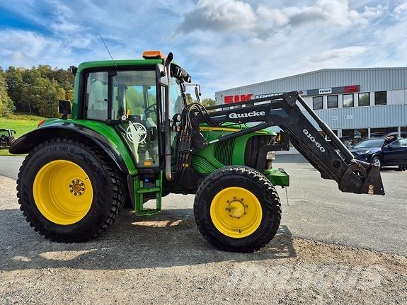 John Deere 6320 الجرارات