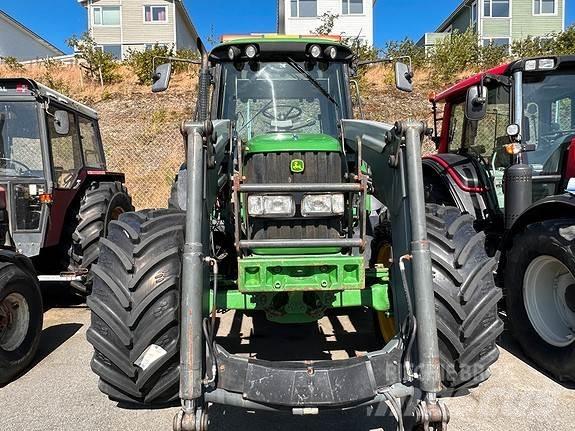 John Deere 6420s الجرارات