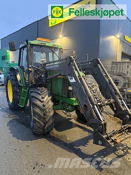John Deere 6510 الجرارات